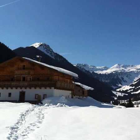 Alpenbauernhaus Vorderbrandthof Saalbach-Hinterglemm Exterior photo
